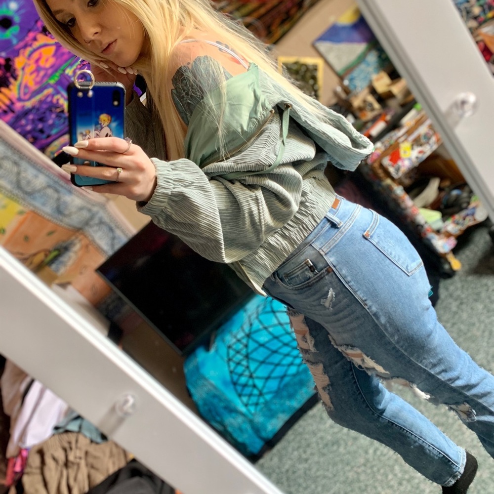 Spring Jacket - Picture 2 of 3